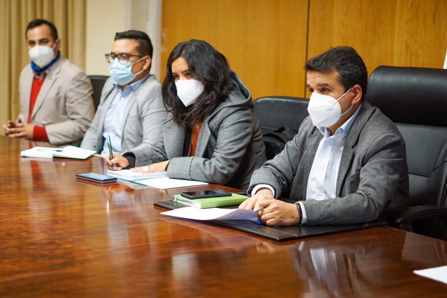 Delegado Presidencial Gerardo Tapia encabeza reunión con agrupaciones feministas de Atacama