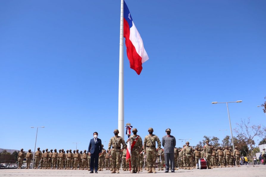 Con izamiento de la Bandera comienzan las actividades del Mes de la Patria en Atacama