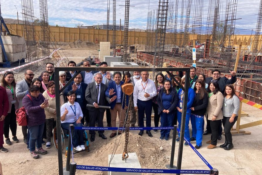 Ceremonia de puesta de primera piedra marca inicio de la construcción de nuevo Hospital de Diego de Almagro