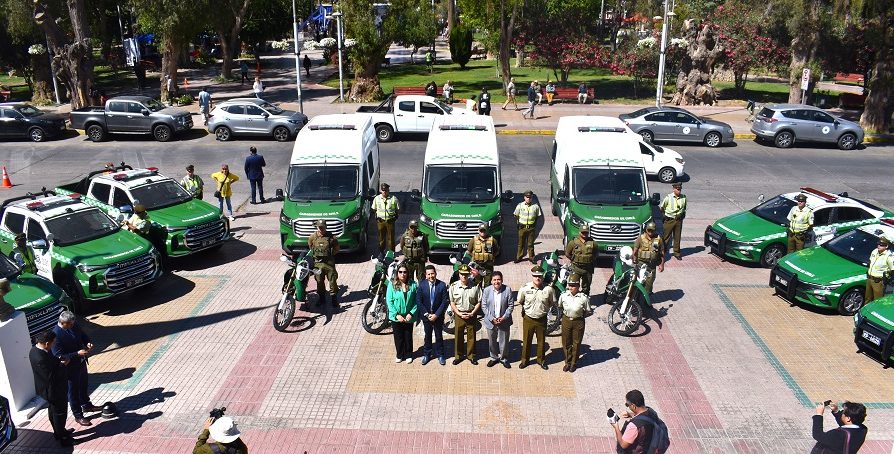 17 nuevos móviles llegan a fortalecer el trabajo de Carabineros en la región