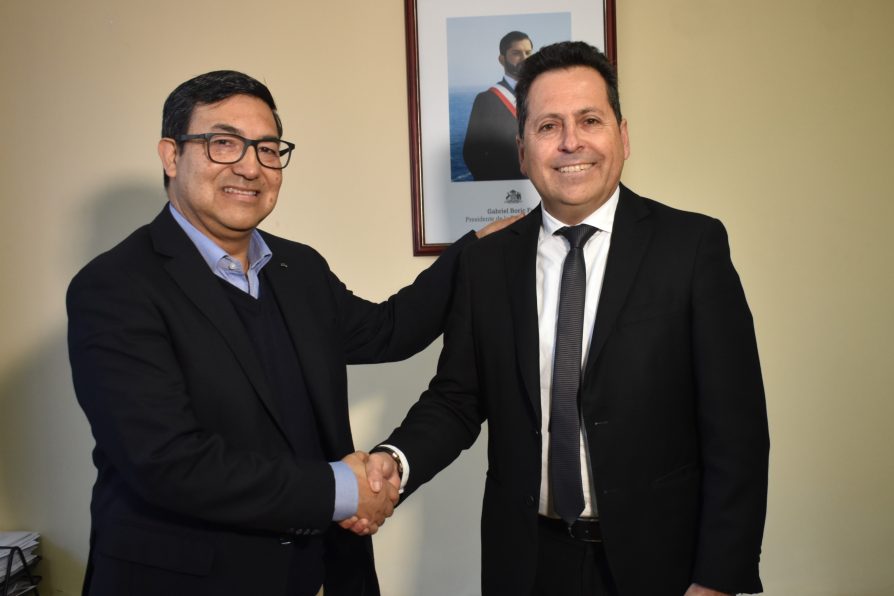 Delegado Rodrigo Illanes presentó a nuevo seremi de educación Miguel Salamanca