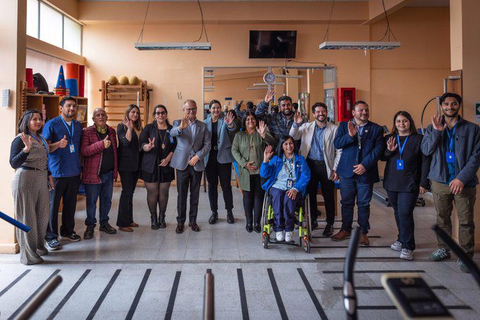 Royalty Minero permite habilitar sala de kinesiología para adultos mayores y ampliar atenciones médicas en Freirina