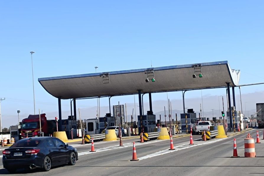 MOP proyecta más de 62 mil vehículos en la Ruta 5 Norte y coordina plan de contingencia para el fin de semana largo