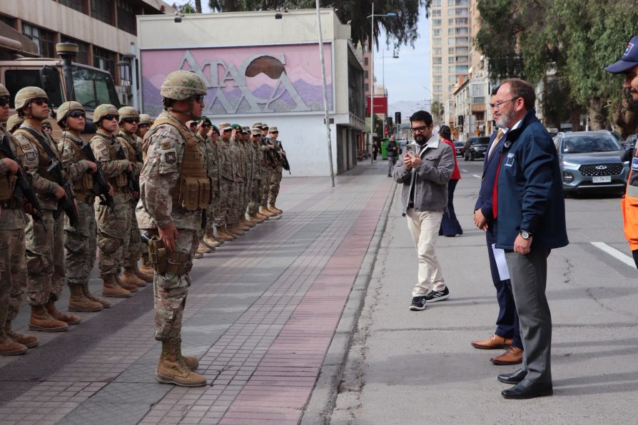 Delegación Presidencial de Atacama fortalece capacidad de respuesta ante sistema frontal: Ejército, generadores, maquinaria y monitoreo ya están activados