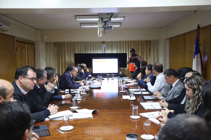 Delegada Presidencial coordina prevención ante la llegada de sistema frontal frío: despliegue de seremis en las nueve comunas y articulación con los municipios
